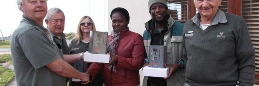 From left to right: William Elliot (HR Chairperson), Graham Pienaar, Beverley Elliot, Bulelwa Msengi (ANP Park Manager),  Masindi Raselabe (Section Ranger) and Cliff Heine.